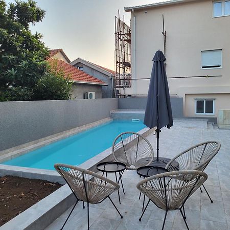 Mini Condo 2 Dl - Studio With A Private Patio Donja Lastva Esterno foto